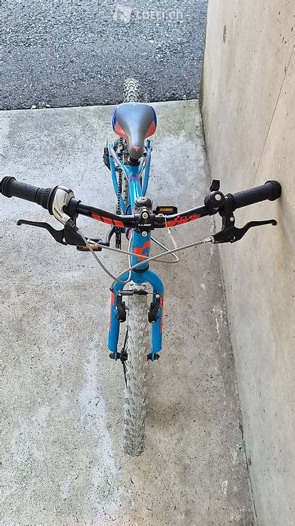 Velo Cube Kid 200 Bluenred Top Zustand 20 Zoll Im Kanton Schwyz