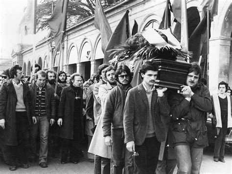 Foto Di Manifestazioni A Bologna 1977 Dal Fondo Archivistico Andrea