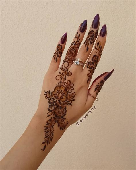 Went For A Simple Strip Design Inspired By Hennahouselondon For My