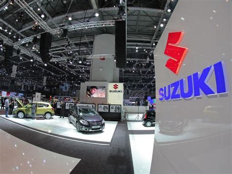 Geneva Live Noul Suzuki Sx4 Premiera Mondiala Este Mai Mare Decat