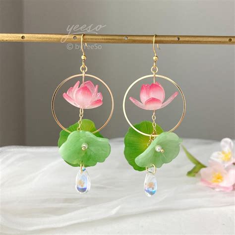 D Lily Pad And Lotus Flower Dangle Earrings Unique Dangle Etsy