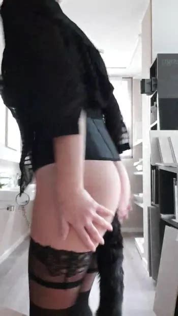 Short 公共の場で露出 非同性愛者 Porn Videos Nude TikTok XXX Vertical Sex Reels xHamster