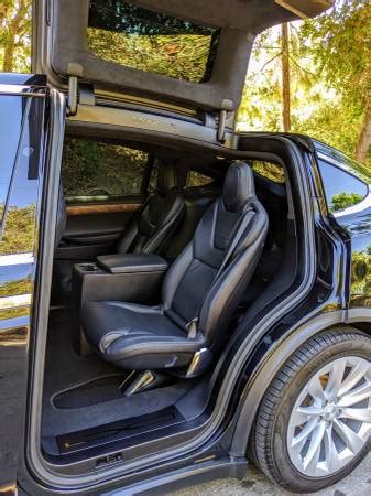 Tesla Model X 6 Seater for sale in San Francisco, CA / classiccarsbay.com