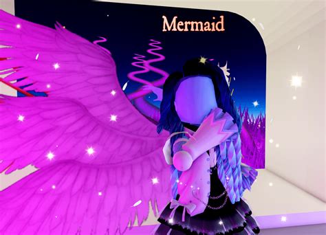 Mermaid outfit photoshoot! : r/RoyaleHigh_Roblox