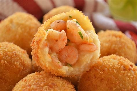 Confira Como Fazer Deliciosos Bolinhos De Camar O Cozinha Paranaense