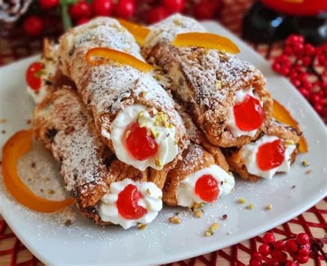 Cannoli Di Pandoro Golosi Ripieni Dolce Ricetta Delle Feste Cucinare