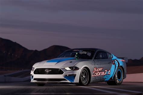 "Ford introduces all-electric Mustang Super Cobra Jet 1800 with aim to ...