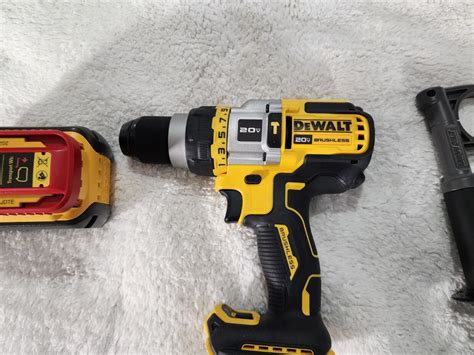 New Dewalt Dcd V Max Xr Flexvolt Advantage Brushless Hammer