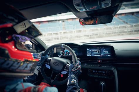 Hyundai 推出 ELANTRA N TCR Edition賽車基因加持日常駕駛也能體驗速度激情 Car1 hk