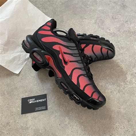 NIKE AIR MAX PLUS TN - RED REFLECTIVE