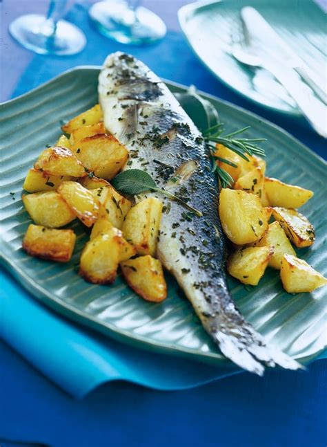 Branzino Al Forno Con Patate Sale Pepe