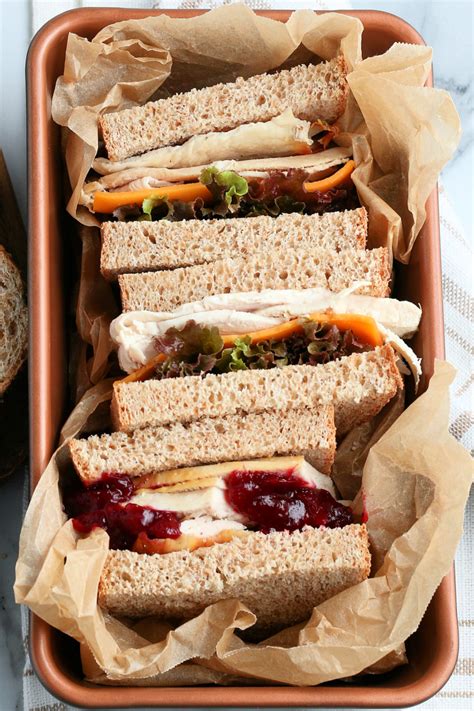 Plain Turkey Sandwich With Lettuce