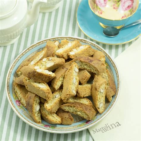 Cantuccini Alle Mandorle Biscotti Facili Ricetta Cantucci Facili