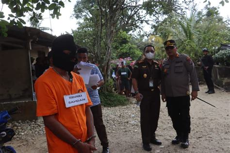 Rekontruksi Pembunuhan Eks Dprd Langkat Adegan Lokasi