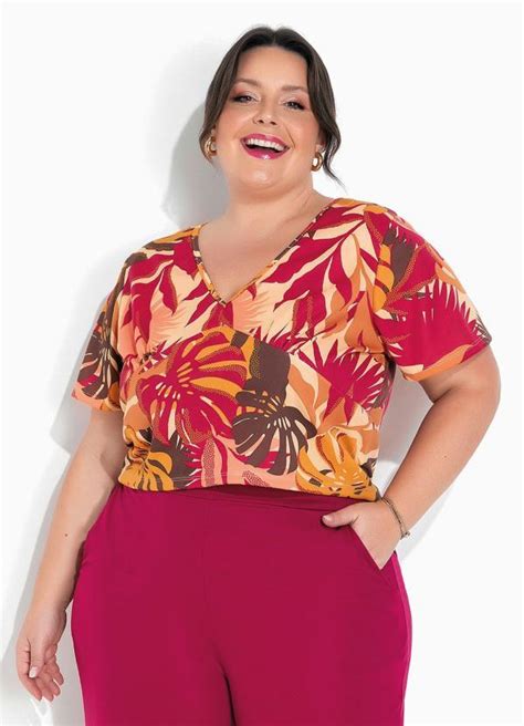 Blusa Folhas Bege Com Mangas Curtas Plus Size Marguerite