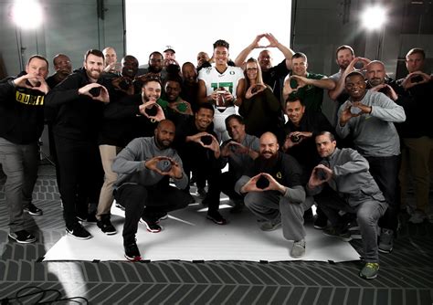 Ty Thompson, elite quarterback prospect, commits to Oregon Ducks ...