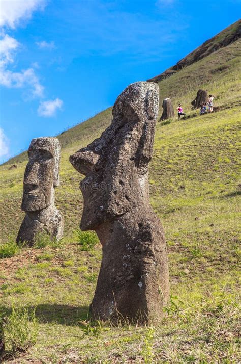 Statue Di Moai Nell Isola Di Pasqua Cile Fotografia Stock Immagine