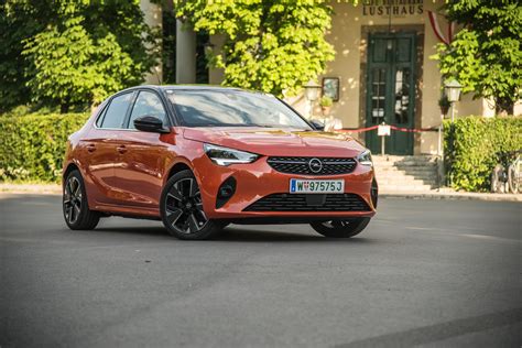 Der Phasige Opel Corsa E E Elegance Im Ersten Test Autofilou