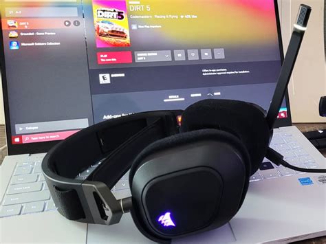 Corsair Hs Rgb Wireless Premium Gaming Headset With Dolby