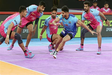 PKL 2024 Jaipur Pink Panthers Defeat Bengal Warriors By 39 34 Margin