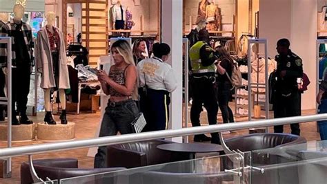 Identifican delincuente que causó balacera en centro comercial Santafé