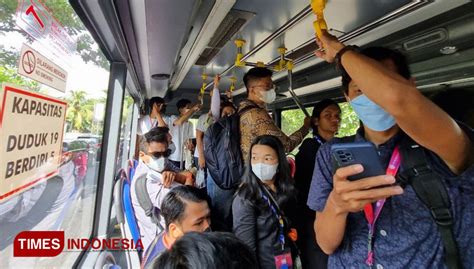 Menjajal Bus Listrik G Indonesia Kendaraan Ramah Lingkungan Bebas