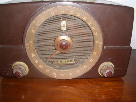 Zenith Bakelite Tube Fm Radio Collectors Weekly