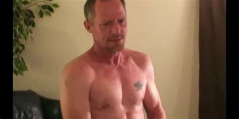 Mature Amateur Tommy Beating Off Tnaflix