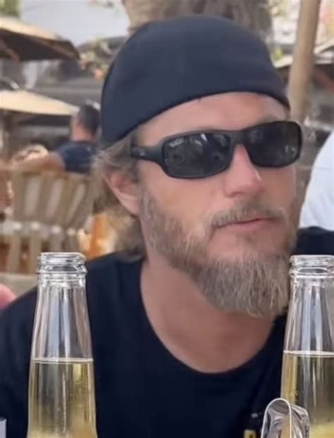 Pin tillagd av Sue Armentrout på Travis Fimmel Ragnar