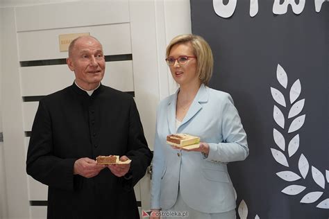 Oficjalne otwarcie Środowiskowego Domu Samopomocy w Nowej Wsi 14 02