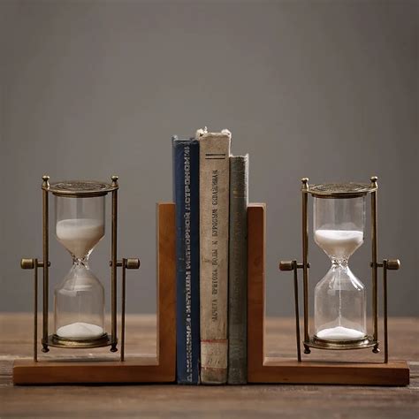 Nordic Simple Retro Metal Rotating Hourglass Luxury Vintage Sandglass Creative Book Baffle Home