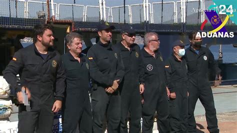 Homenaje De Vigilancia Aduanera A Carlos Esquembri Fallecido Al