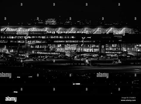 A Roport International De Haneda Banque D Images Noir Et Blanc Alamy