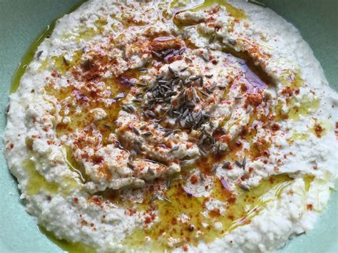 Spicy Homemade Cumin Hummus - May Simpkin