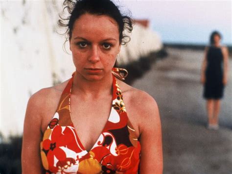 Hot Sexy Lynne Ramsay Bikini Pics