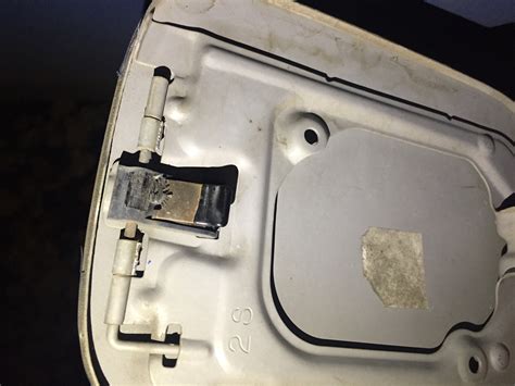 Help! Нужен лючок бензобака — Toyota Celica (230), 1,8 л, 2000 года ...