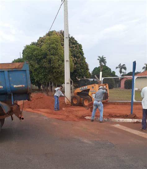 Prefeitura de Itapagipe constrói calçada do Abrigo Jerônimo de Paula