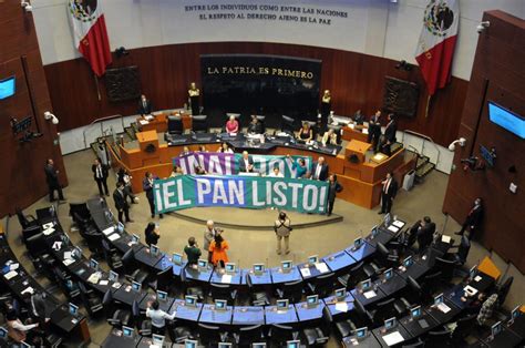 El Pan En El Senado Toma La Tribuna Para Exigir Los Nombramientos De