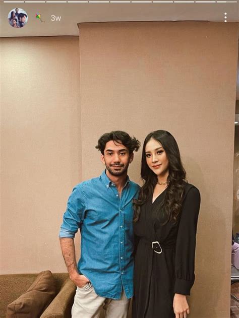 Momen Kebersamaan Anya Geraldine Dan Reza Rahadian Jadi Sorotan