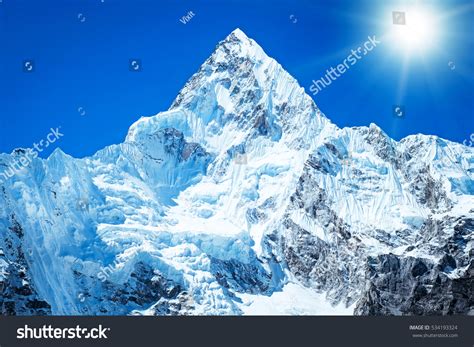 Mountain Peak Everest Highest Mountain World Stock Photo 534193324