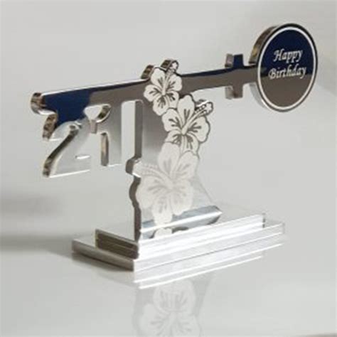 21st Keys – Exclusive Trophies by Mann Designs