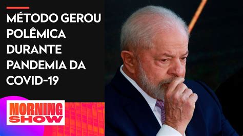 Alvo de críticas na pandemia Lula sanciona lei que autoriza tratamento