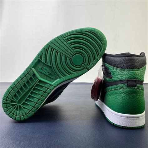 Jordan 1 Retro High Pine Green Black 2021040220 14500 Rose