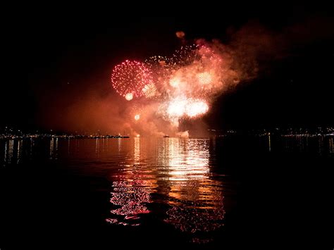 Konstanz Das Seenachtfest Feuerwerk Vom Logenplatz Am Yachthafen Der