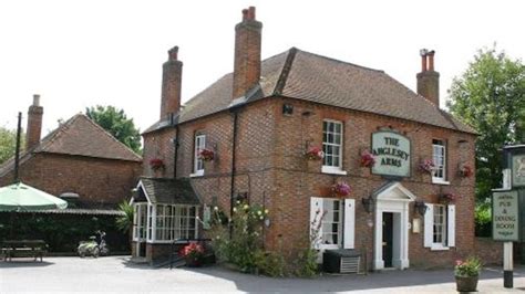 Anglesey Arms, West Sussex - Restaurant Review, Menu, Opening Times