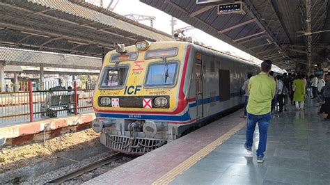 Titwala AC Kalyan 15 Coach Fast Mumbai Local Train Dadar Station