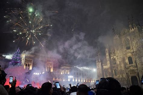 Capodanno In Duomo Come Arrivare In Piazza Coi Mezzi E Tutti I Divieti