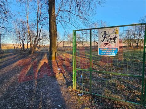 Din Parcul De Joac Pentru C Ini Din C Mpia Turzii A Mai R Mas Doar