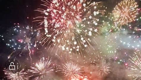 VIDEOS Le feu d artifice du 15 août de retour au lac de Gérardmer ici