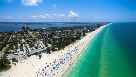 12 Best White Sand Beaches in Florida You Should Visit - Florida Trippers